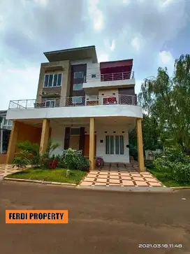 Dijual rumah hook 3 Lantai di Perumahan Citra Gran Cibubur