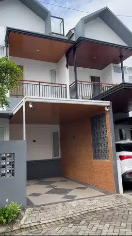 Villa view mewah pegunungan luas tanah 92m2 kota batu