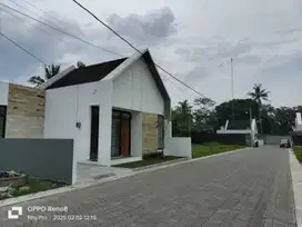 Rumah Baru Siap Huni dalam Cluster Perumahan Asri di Maguwoharjo