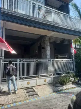Rumah Kelurahan Randegansari Kec Driyorejo Kab Gresik