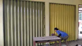 Pintu folding gate