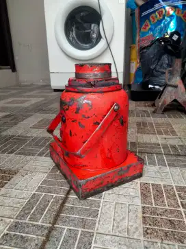 Dongkrak 60ton normal sekali