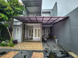 Rumah Cantik Dalam Cluster Strategis Dekat Pinggir Jalan Jatimakmur
