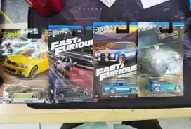 Hotwheels 4 pcs murah