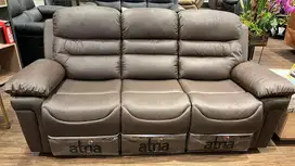 Sofa Recliner 3 Seater Kulit Asli – Mewah & Nyaman – Bekasi Kalimalang
