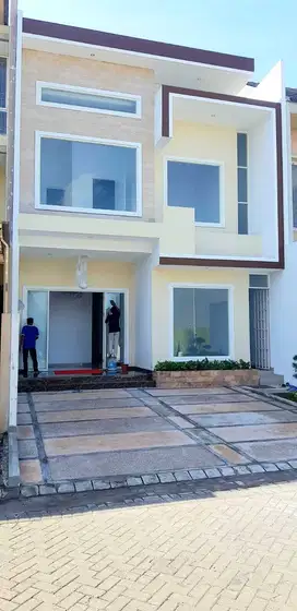 JUAL RUMAH PAKUWON CITY PALM BEACH IMPERIAL SURABAYA
