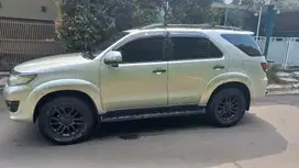 Toyota Fortuner 2012 Diesel