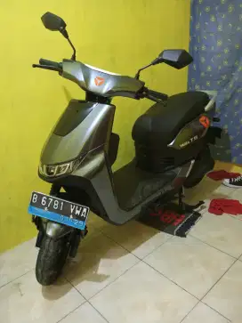 Dijual Motor listrik Yadea T9 2024