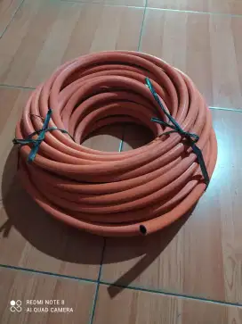 Selang regulator gas alam