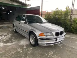 BMW E46 M43 318i tahun 2001 kondisi seger