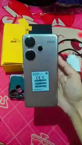 JUAL HP POCO F6 RAM 12/512GB