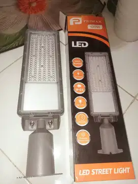 Lampu PJU 100 Watt sinar putih
