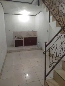 Disewakan Rumah Siap Huni di Jalan Pameungpeuk Antapani