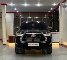 TOYOTA HILUX 2.4 G DC 4X4 MANUAL 2023 KM 37.443