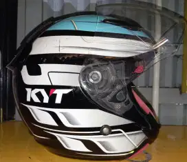 Di jual HELM BEKAS KYT DJ MARU BIRU
