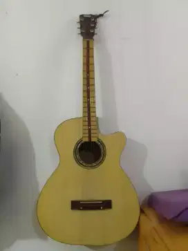 Gitarr Yamahaaa