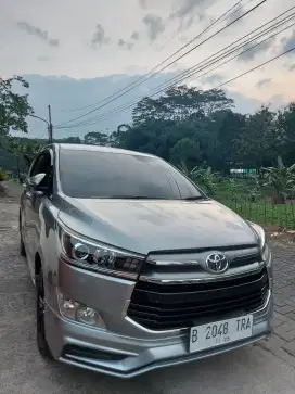 INNOVA 2.4 V TRD 2020 MATIC DIESEL (DP 37JT)