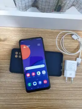 Samsung m12 ram 4/64 mulus