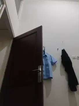 DICARI ART DAN MOMONG ANAK WARNEN