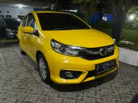 Di jual honda brio E A/T