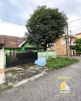 Rumah Hoek Hitung Tanah di Jalan Utama Medang Lestari Gading Serpong