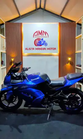 NINJA 250. TH 2010. CASH ONLY. BS CC,