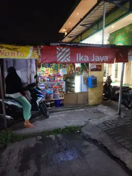 Di jual / over usaha Warung sembako