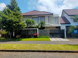 Strategis! Rumah Araya Boulevard Golf Kota Malang