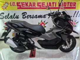 ADV 160 non abs keyless 2025 plat L