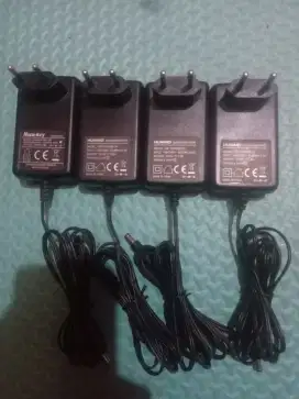 Adaptor 12v 2A ori bawaan