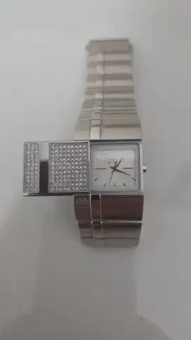Jam tangan wanita ripcurl second original