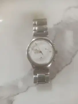 Jam swatch crono mati
