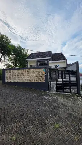 Dijual Rumah Villa Full Furnished di Jl. Imam Bonjol Oro Oro Ombo Batu