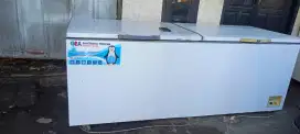 Freezer Box GEA 1200 Liter Super Dingin & Beku Tinggal Pake Saja