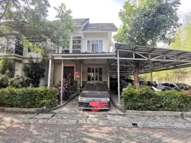 Rumah The Butterfly Residence