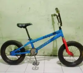 Sepeda BMX UK 16 ban jumbo rem torpedo