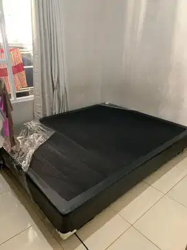 Dipan / Divan only, size 160 x 200