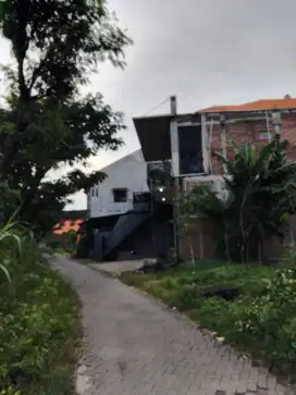 Rumah baru ,. full bangunan di kecamatan Sukorejo pasuruan