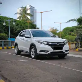 (TDP 5 JT) LOW KM 90 RB ! HONDA HRV E CVT PUTIH 2016 !