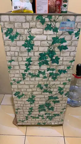 Kulkas aqua bekas