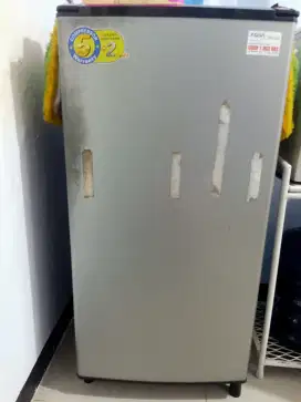 kulkas Aqua 1 pintu