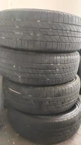 Ban bekas masih tebal ring 16