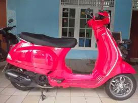 DIJUAL VESPA LX I - GET 125