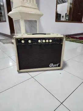 CORT AF30 ACOUSTIC GUITAR AMPLIFIER