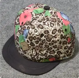 TOPI SNAPBACK PLAY BOY LEOPARD  ORIGINAL