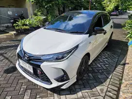 TOYOTA NEW YARIS 1.5 S GR MATIC THUN 2024 PUTIH SURABAYA
