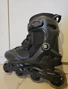 Sepatu roda Decathlon oxelo kondisi bekas jarang dipakai