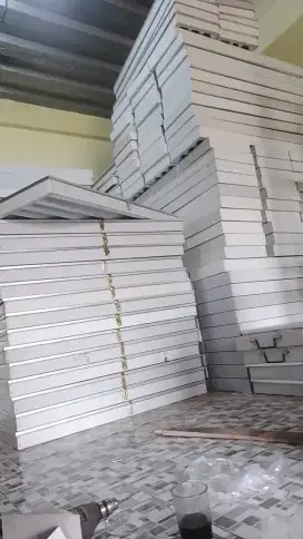 Core box ,tempat menyimpan hasil pengeboran
