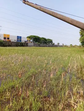 Tanah Pinggir Jalan Besar Karawang Barat