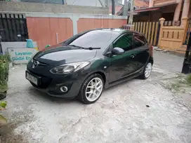Mazda 2 2012 Bensin